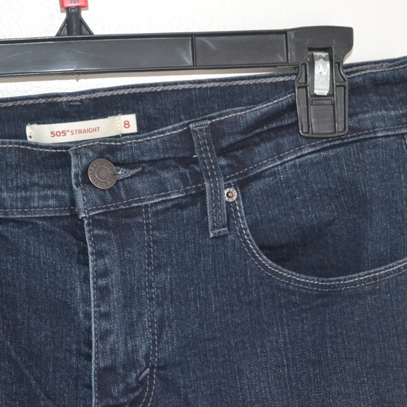 Levis Jeans - Picture 2 of 6